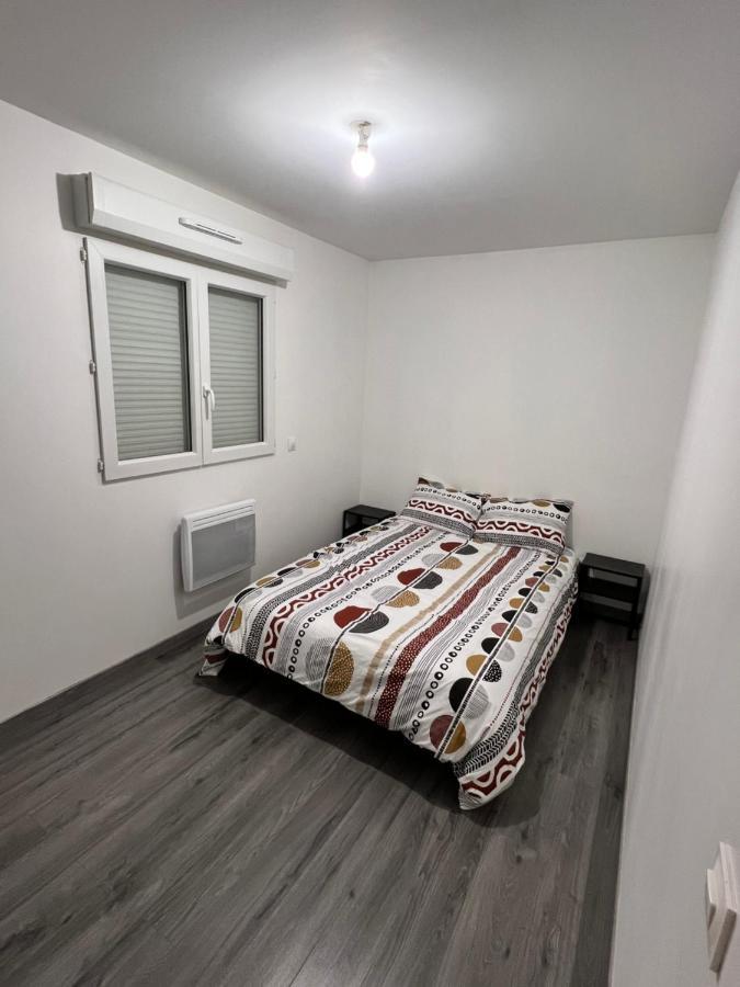 Appartement F3 ,2 Bedrooms With Parking Aeroport Orly A 20Mn Saint-Michel-sur-Orge Exterior foto
